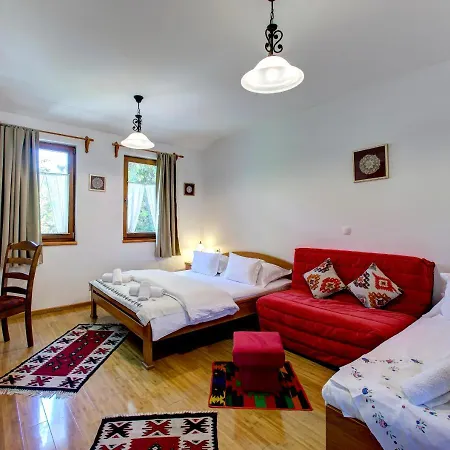 Almira Отель 4*