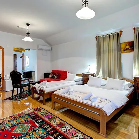 Almira Отель 4*