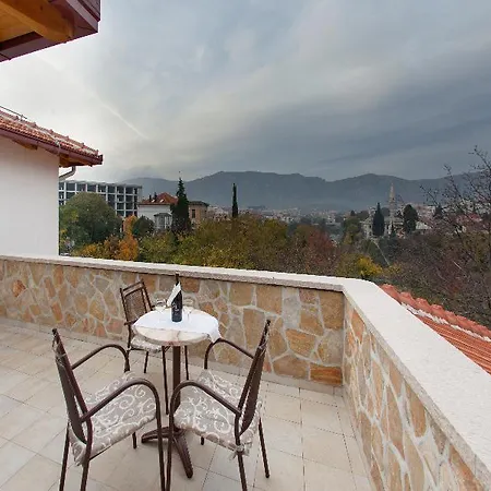 Almira Hotel
