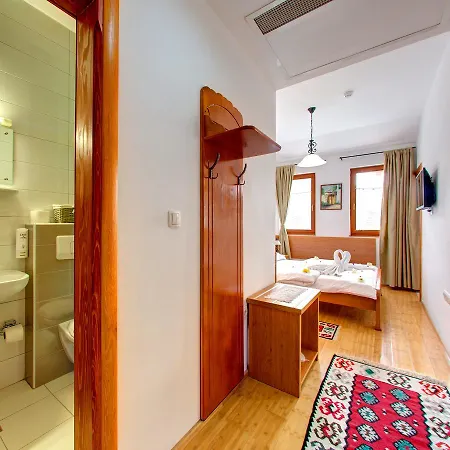 Hotel Almira