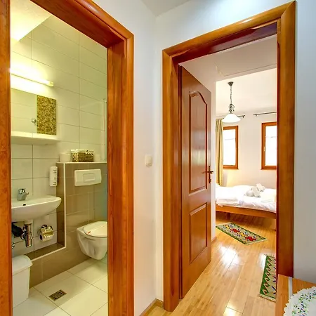 Hotel Almira 4*