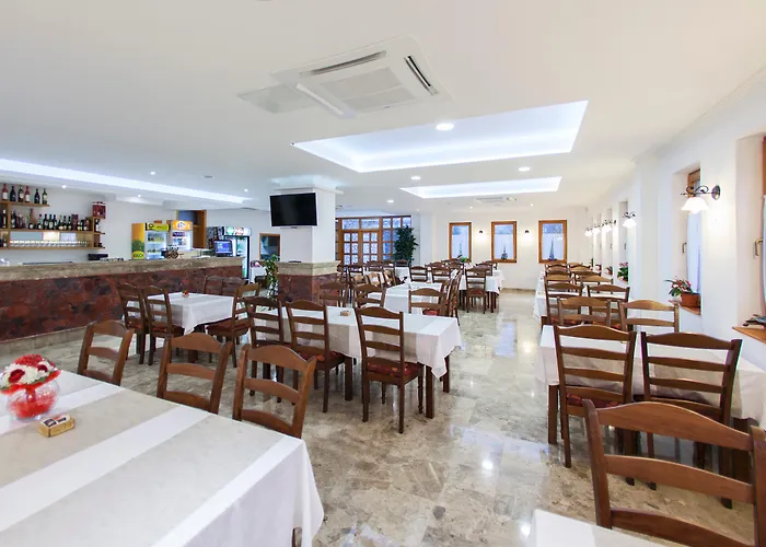 阿尔米拉酒店 莫斯塔尔