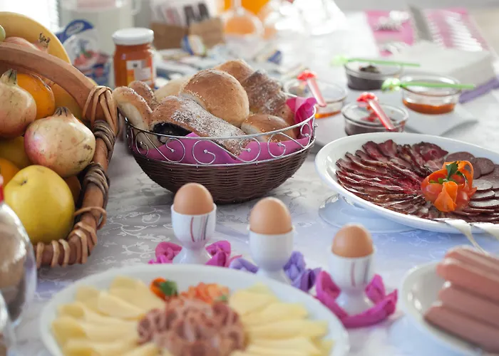 阿尔米拉酒店 酒店