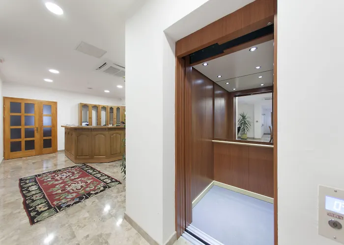 酒店 阿尔米拉酒店