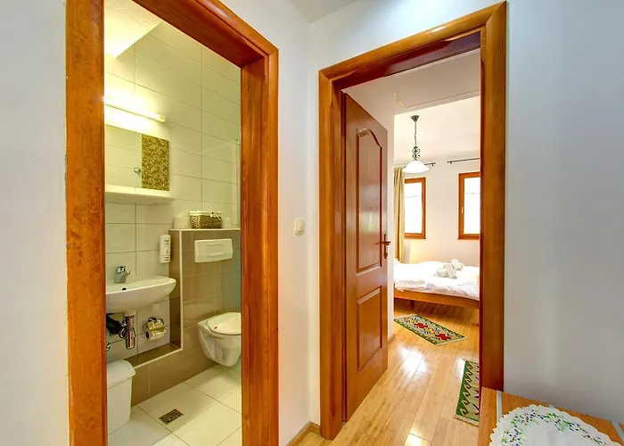 酒店 阿尔米拉酒店 4*